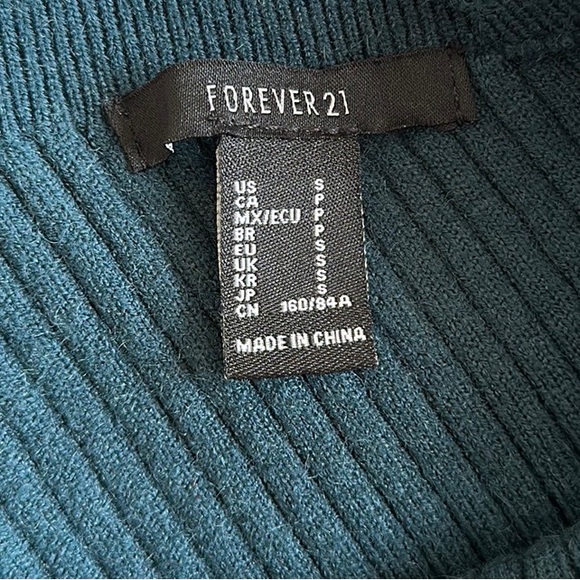 Forever 21 Ribbed Crossover Surplice Batwing Sleeve Sweater - Picture 7 of 7